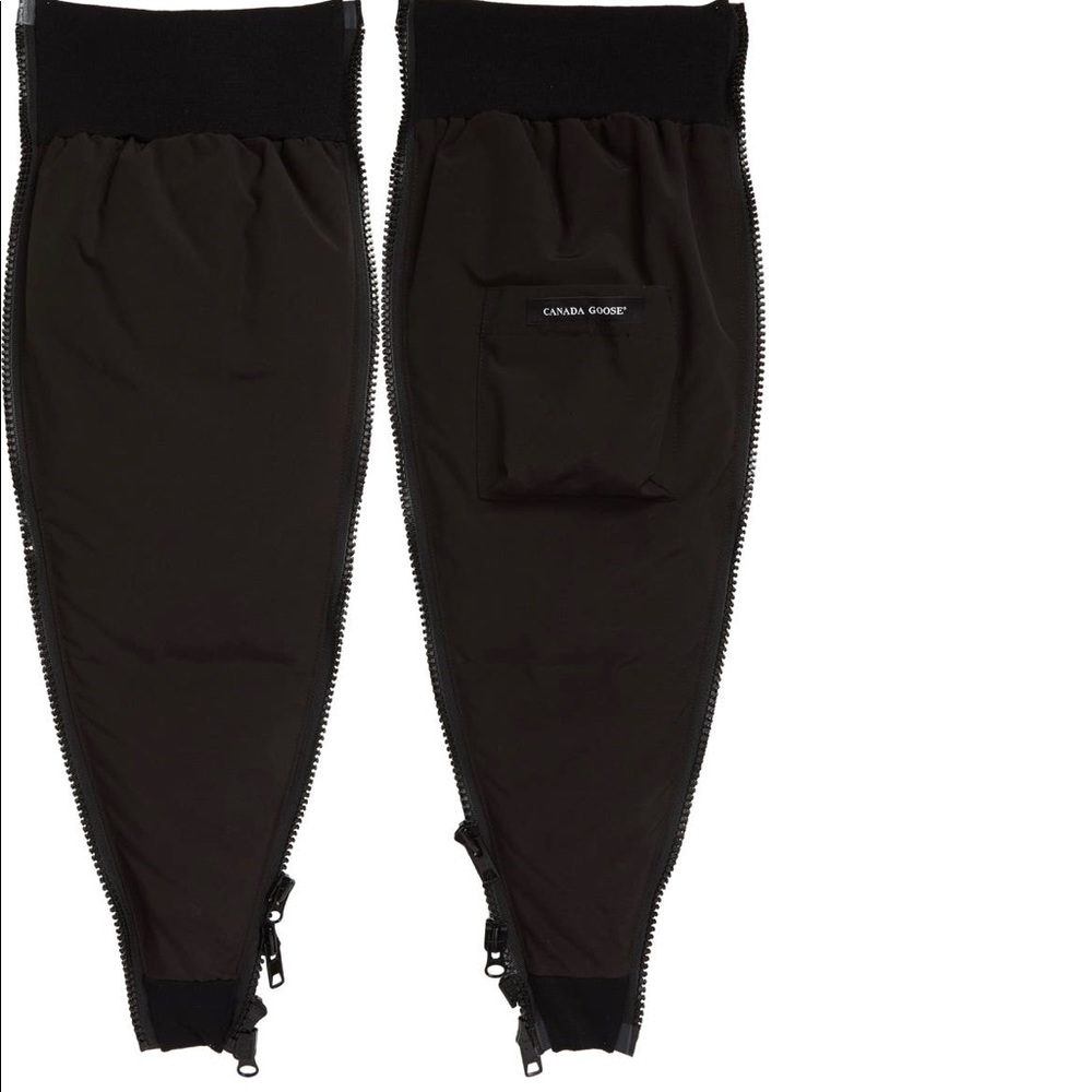 Used Canada Goose Bump Extension size G black